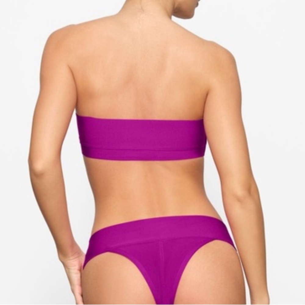 Skims Knit Swim Bandeau Bikini Top - Picture 4 of 5